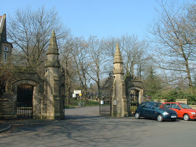 Crompton Cemetery