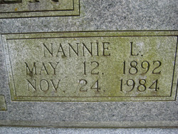 Nancy Luticia “Nannie” <I>Williams</I> Weaver 