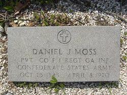 Daniel J Moss 