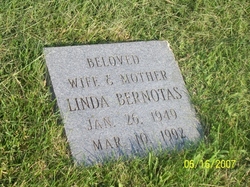 Linda Bernotas 