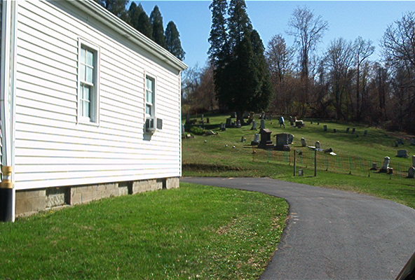 Tomlinson Run Church of Christ Cemetery