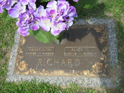 Newit Gentry Richard Sr.