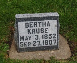 Bertha <I>Groth</I> Kruse 