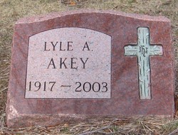 Lyle Arthur Akey 