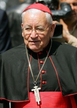 Cardinal Rosalio José Castillo Lara 