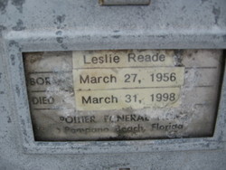 Leslie Reade 