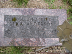 Mina Anderson 