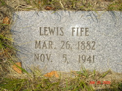 Lewis Fife 
