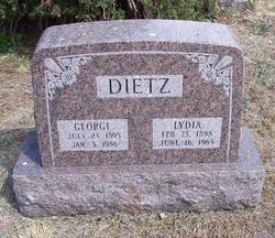 Lydia Dietz 