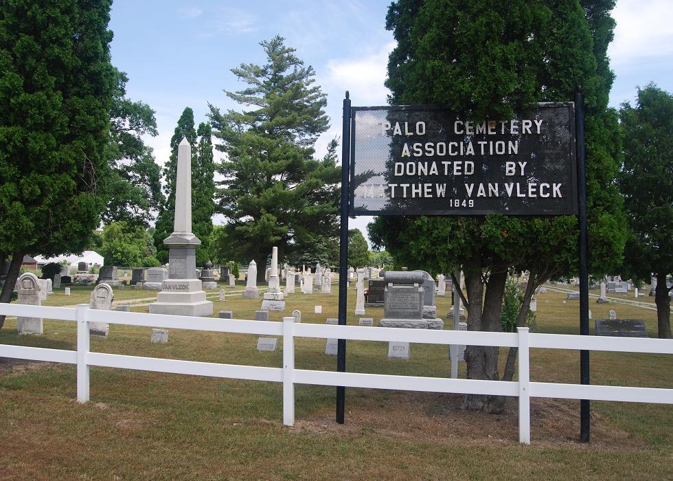 Palo Cemetery