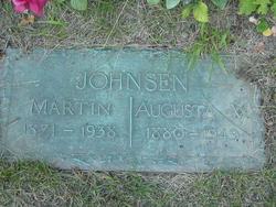 Martin J. Johnsen 