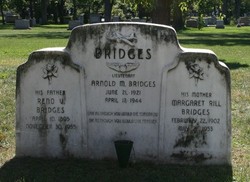 Lieut Arnold M Bridges 