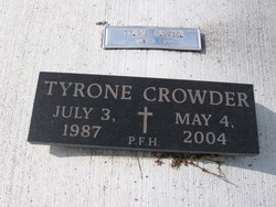 Tyrone Crowder 