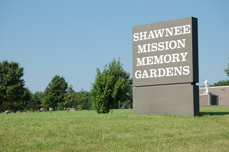 Shawnee Mission Memory Gardens