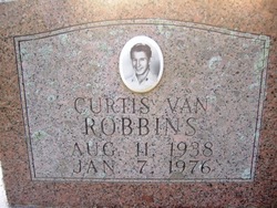Curtis Van Robbins 