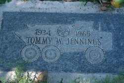 Tommy Wayne Jennings 