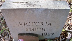 Victoria T Smith 