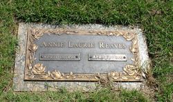 Annie Laurie Reaves 