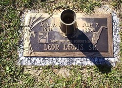 Leon Lewis Sr.