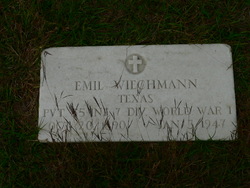 Emil W. Wiechmann 
