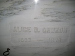 Alice Goldie Cruzon 