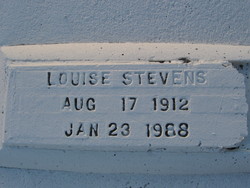 Louise Stevens 