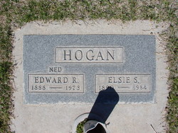 Elsie E <I>Sackett</I> Hogan 
