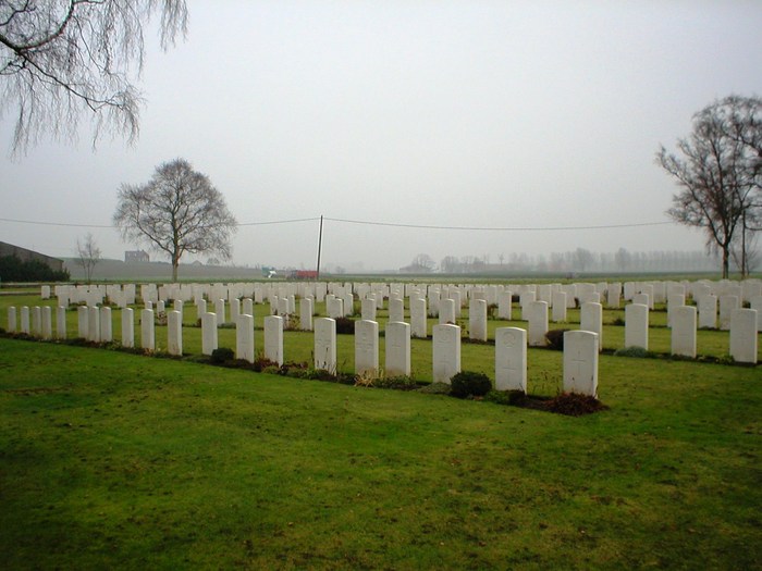 Saint Quentin Cabaret Military Cemetery