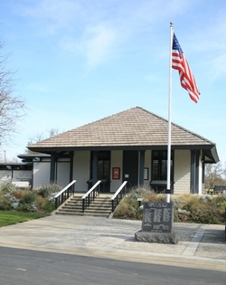 Davis, CA War Memorial 
