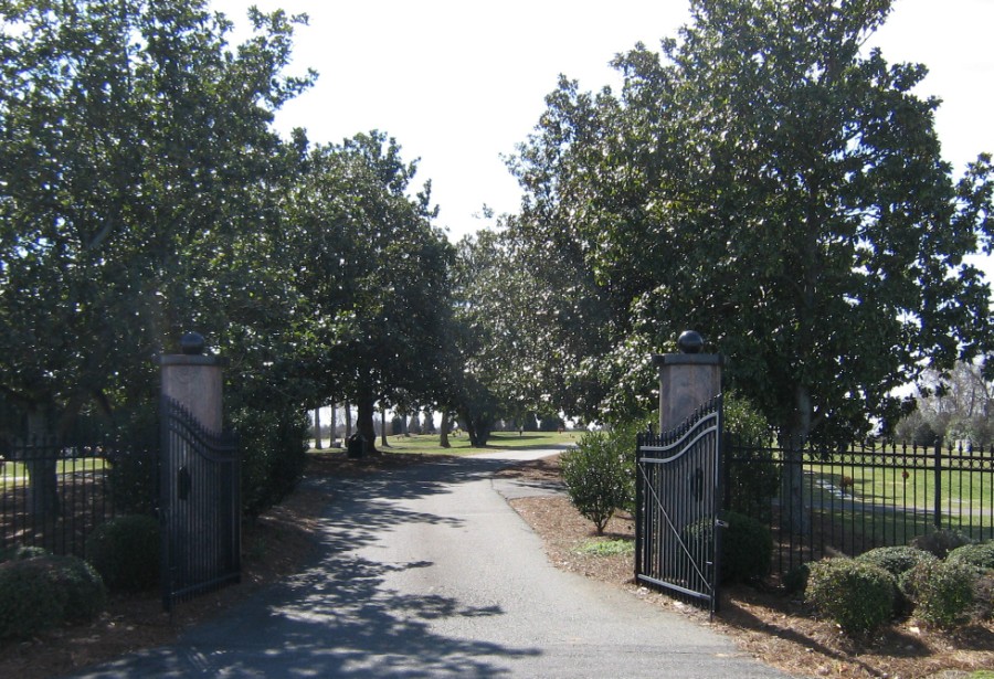 Magnolia Memorial Gardens - Calvary Church