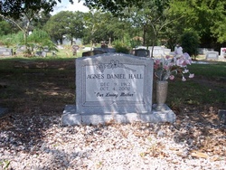 Agnes Bruce <I>Daniel</I> Hall 