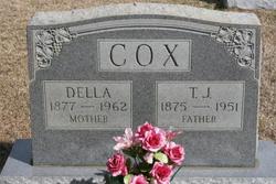 Della Cox 