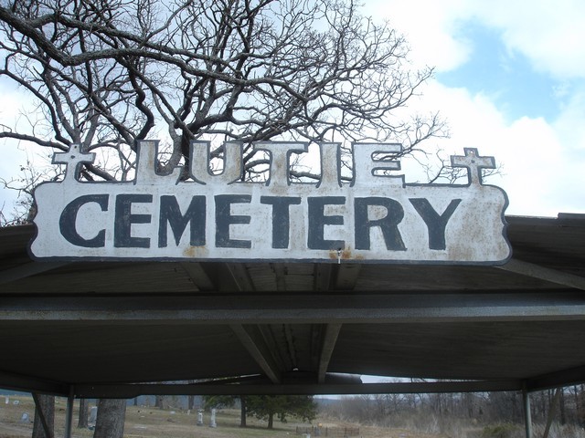 Lutie Cemetery