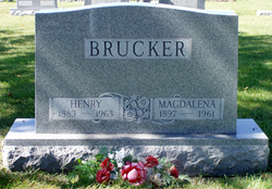 Henry Brucker 