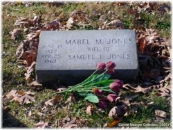 Mabel Grace <I>Moore</I> Jones 