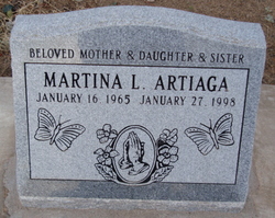 Martina L. Artiaga 