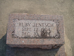 Ruby Jentsch 