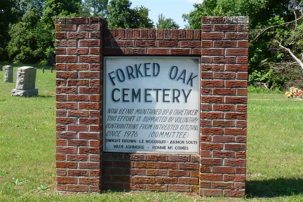 Forked Oak Cemetery
