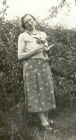 Edna M. <I>Washburn</I> Young 