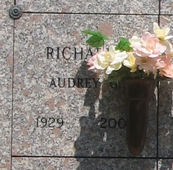 Audrey G <I>Lundy</I> Richards 