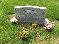 Goldie <I>Tyler</I> Giddens 