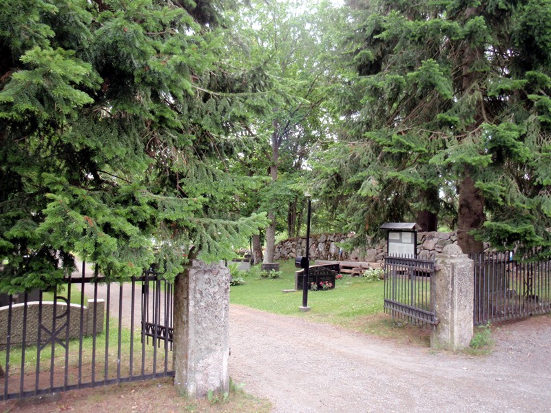 Hattula Cemetery of the Holy Cross