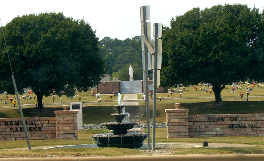 Selma Memorial Gardens