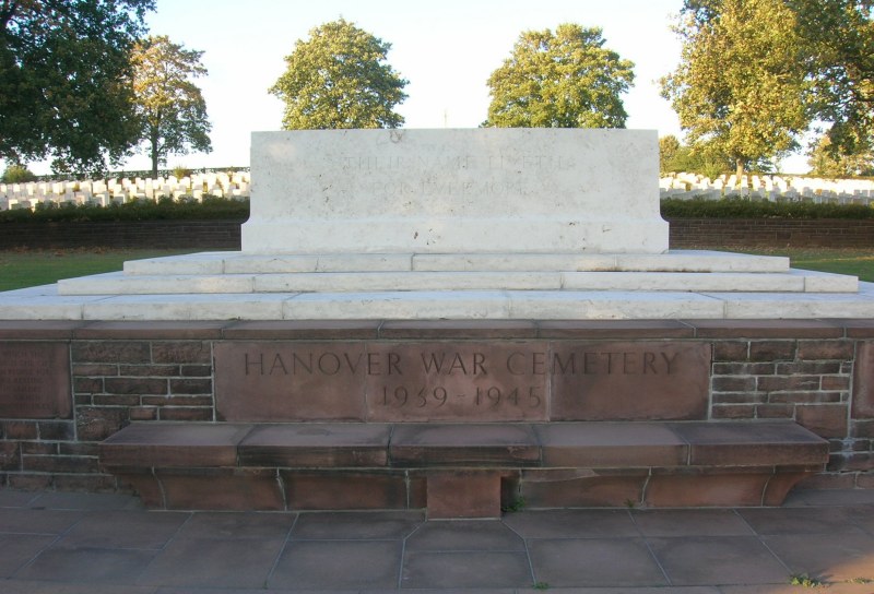 Hanover War Cemetery