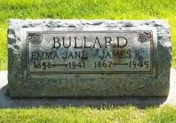 James R Bullard 