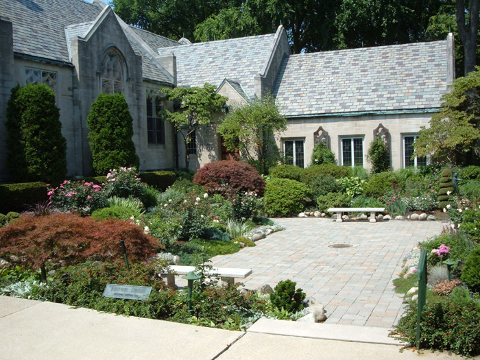 Grosse Pointe United Methodist Memorial Gardens