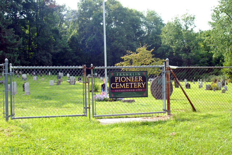 Franklin Pioneer Cemetery