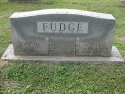 Laura Setta <I>Gouge</I> Fudge 