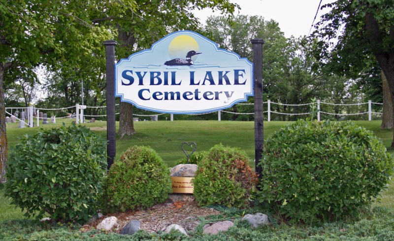 Sybil Lake Cemetery