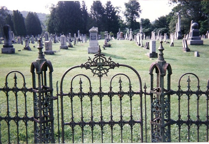 Pitcher Congregational Church Cemetery